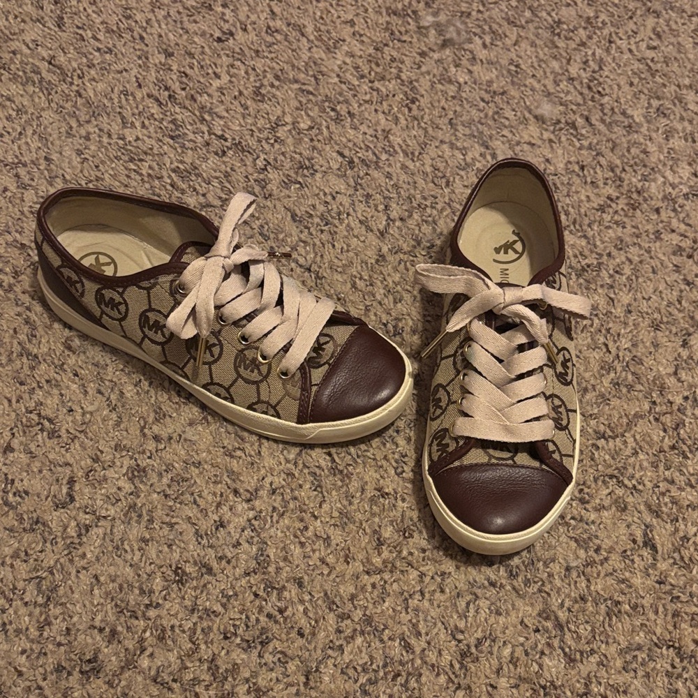Michael Kors Brown & Cream Shoes